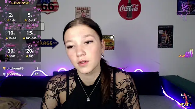 StarlightWish stripchat live cam model