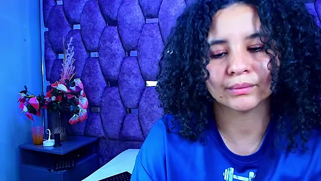 AlaSmith stripchat live cam model
