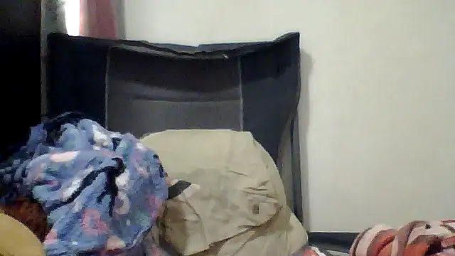Glenorecornomaza stripchat live cam model