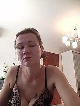 SarahSimpson stripchat live cam model