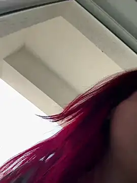 RiriRoseey stripchat live cam model