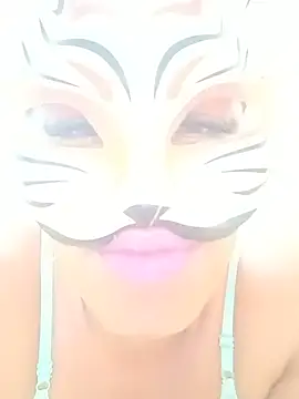 Pamy- stripchat live cam model