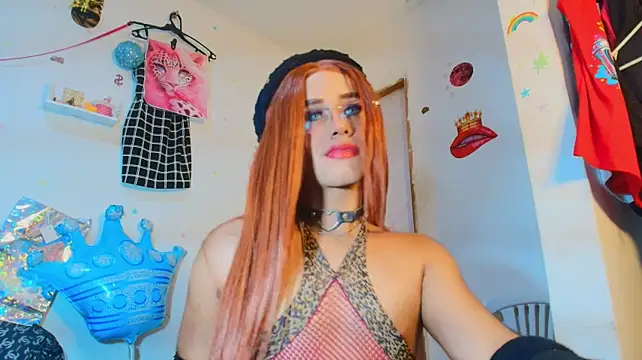 Channell_white stripchat live cam model