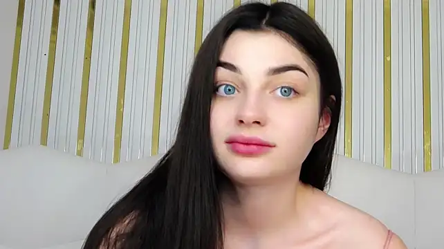 AngelinaWett stripchat live cam model