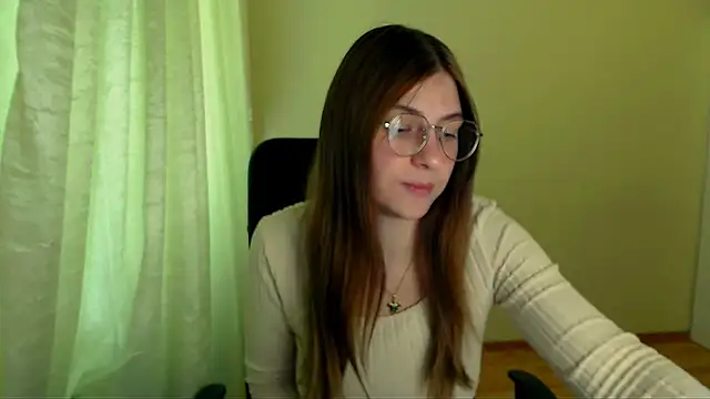 Luna_Lush_ stripchat live cam model