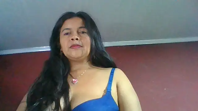 DianaOchoa_ stripchat live cam model