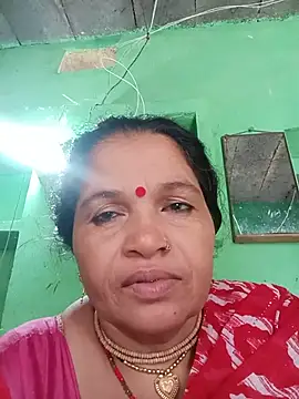 Manavi_x stripchat live cam model