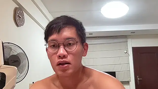 Passionatetwink2 stripchat live cam model