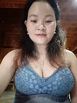 ctm-cute stripchat live cam model