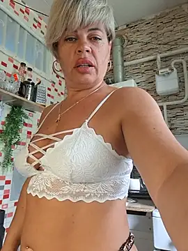 murrr-kitty stripchat live cam model