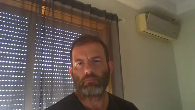 _grj1 stripchat live cam model