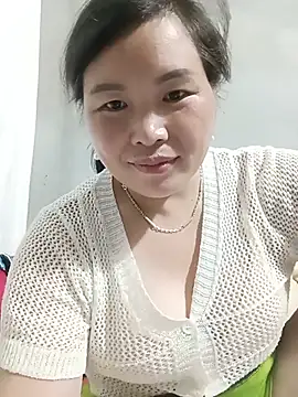 nana_nana99 stripchat live cam model