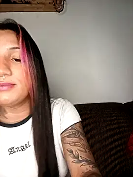 kimtatuada stripchat live cam model