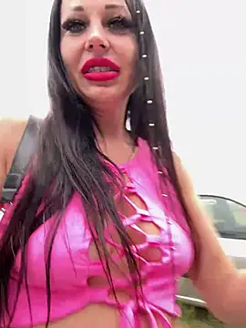 AlyaKiss stripchat live cam model
