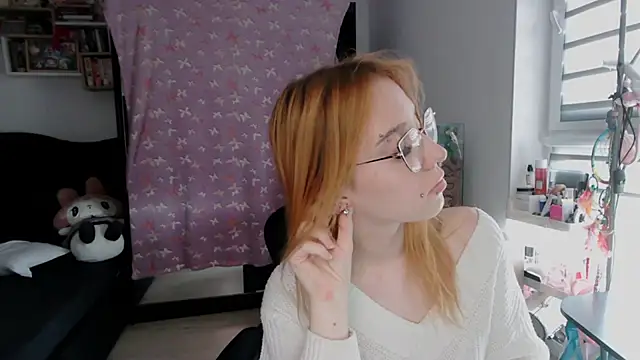 foxSonya stripchat live cam model