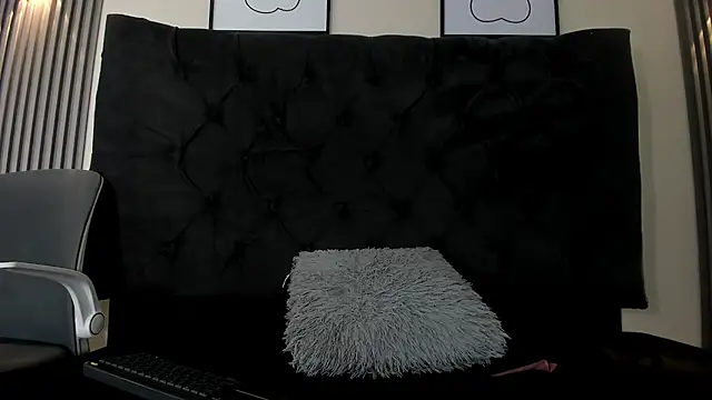 Alice_Jhons stripchat live cam model