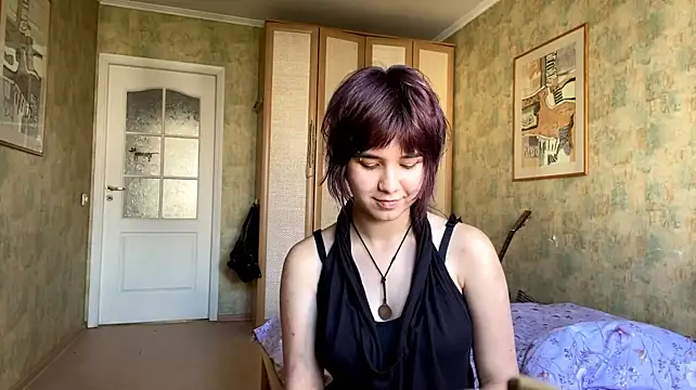 YoulaCoi stripchat live cam model