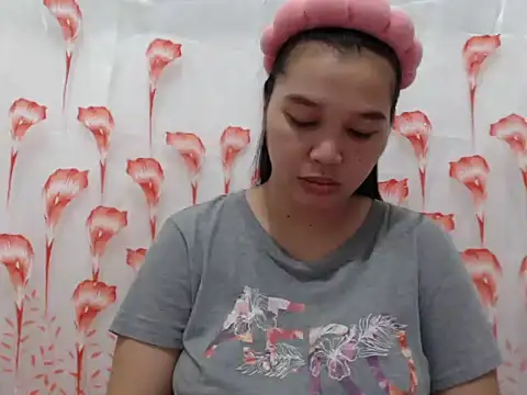 sassygirl20 stripchat live cam model