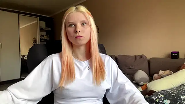 EdwinaDespres stripchat live cam model