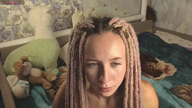 cutest_lucy stripchat live cam model