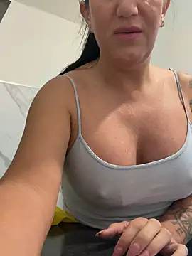 Jay-Atlanta stripchat live cam model