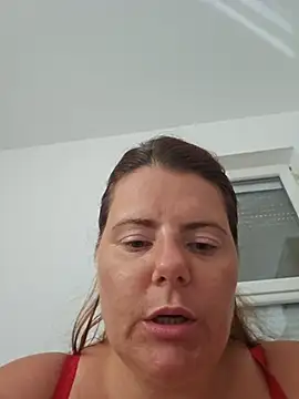 KarlyGray10 stripchat live cam model