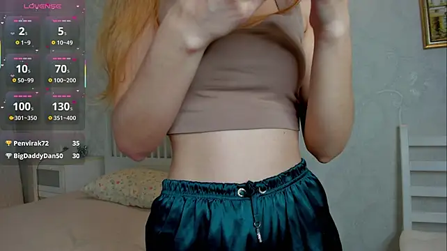 Eva__Lewis stripchat live cam model