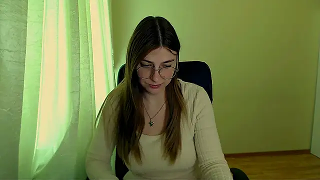 Luna_Lush_ stripchat live cam model