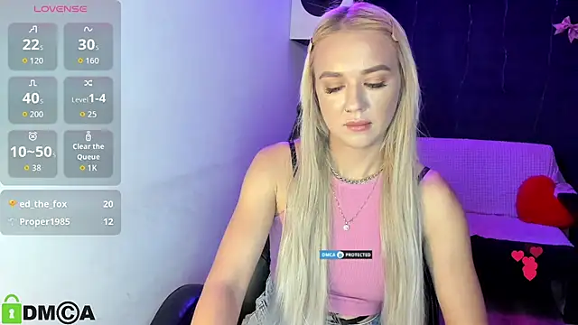 CrystalGirl99 stripchat live cam model