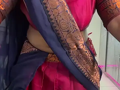 Saranyatelugu9 stripchat live cam model