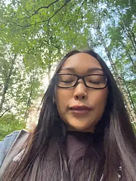trytomakememoam stripchat live cam model