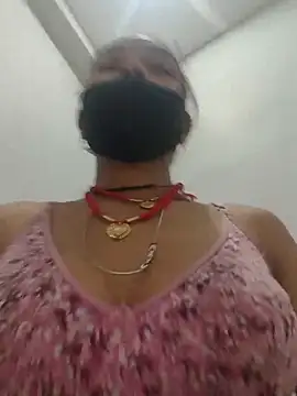 Chahat_Love-143 stripchat live cam model