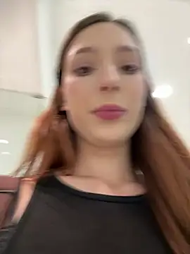 LilluKatten stripchat live cam model