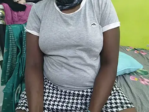 tamil_sumathi stripchat live cam model