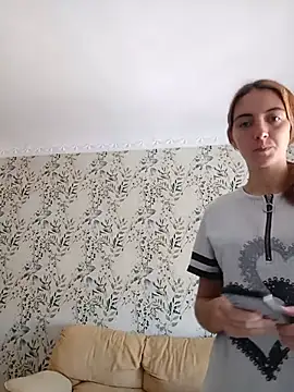 Honeygirl08 stripchat live cam model