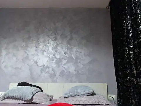 myhaa18 stripchat live cam model