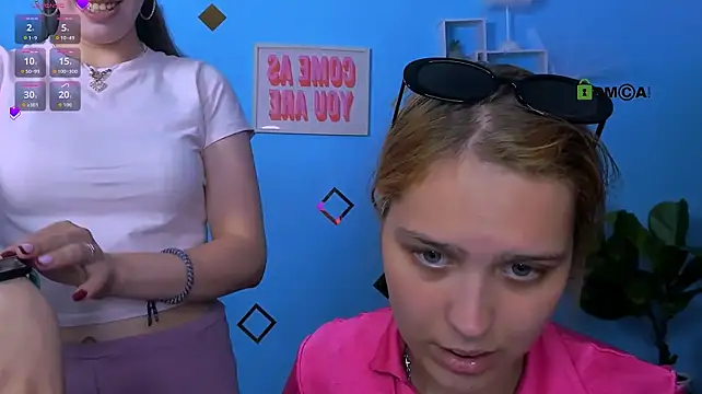 roxy_starr_ stripchat live cam model