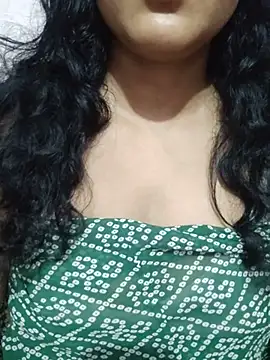 spicysuhana stripchat live cam model