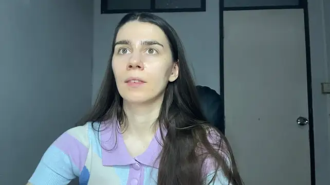 SassyJessi stripchat live cam model
