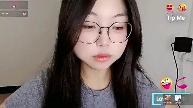 Jiujiu49 stripchat live cam model