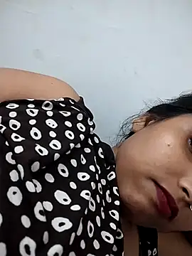 Sexy_Divya__ stripchat live cam model