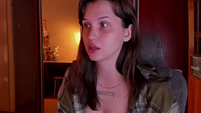 hellfirekiss stripchat live cam model
