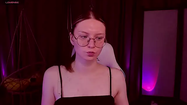 MaryVance stripchat live cam model
