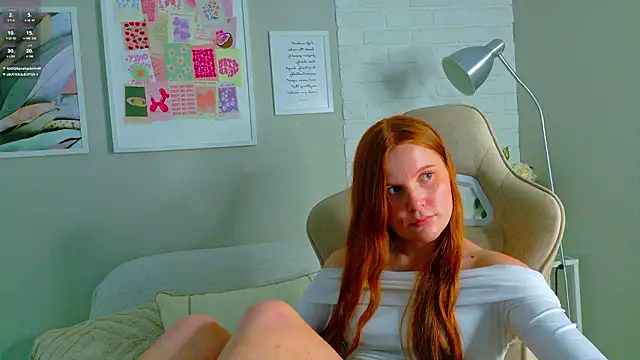 MonicaMill stripchat live cam model