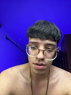 ArthurDaviess21 stripchat live cam model