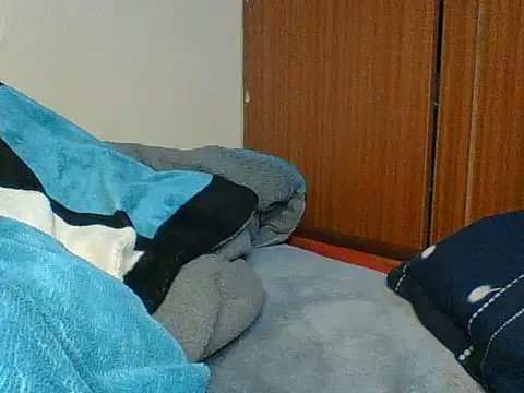 Hunnybloom stripchat live cam model