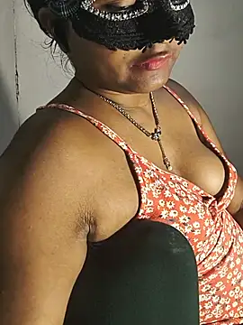 DIRTYSECRET_QUEEN_07 stripchat live cam model