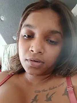 Indianqueen03 stripchat live cam model