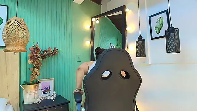 george_jonnes stripchat live cam model