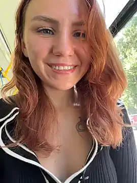 -stray-cat- stripchat live cam model
